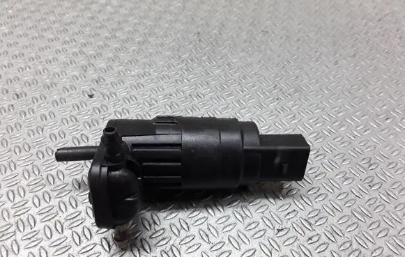 Skoda Octavia Mk2 (1Z) Windscreen/windshield washer pump