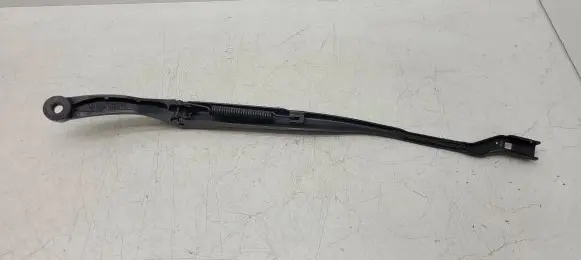 Maserati Ghibli Windshield/front glass wiper blade 670007562