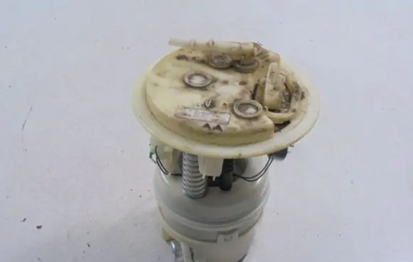 Peugeot 207 CC In-tank fuel pump 197801299001