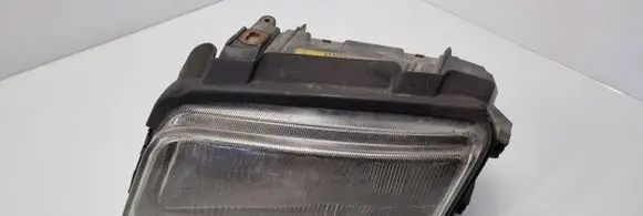 Audi A4 S4 B5 8D Headlight/headlamp 8D0941003E 1852902100 0301094201