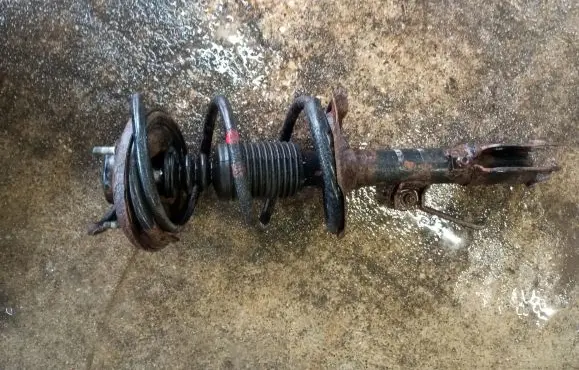 Mitsubishi Outlander Front shock absorber with coil spring 4060A173