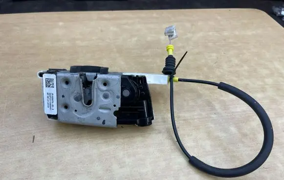 Tesla Model 3 Rear door lock 150067400A