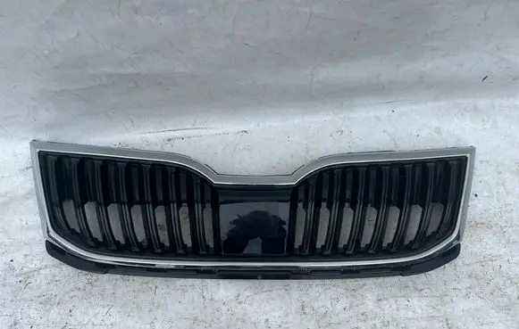 Skoda Octavia Mk3 (5E) Front bumper upper radiator grill 5E0853653C