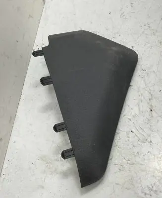Audi e-tron Dashboard lower bottom trim panel 4KE857085