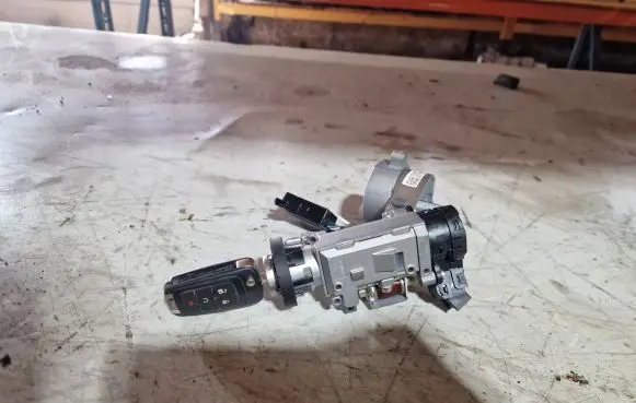 Buick Encore I Ignition lock 95384292