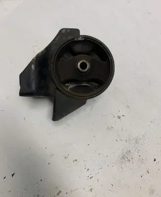 Hyundai Tucson JM Engine mount bracket 219313K000