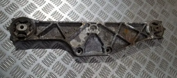 Audi A8 S8 D2 4D Engine mounting bracket 4D0599285