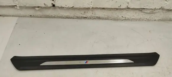 BMW 4 F32 F33 Front sill trim cover 8937926 893792600