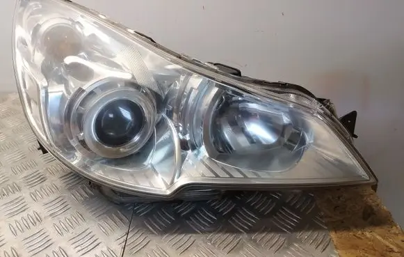 Subaru Legacy Headlight/headlamp 10020064