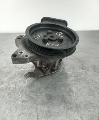 BMW X5 E53 Power steering pump 7787106