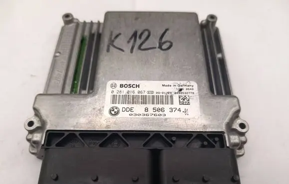BMW 5 E60 E61 Engine control unit/module 0281016067 030367603 8506374