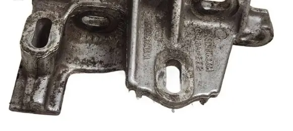Volkswagen Sharan Engine mounting bracket 7M3199600A