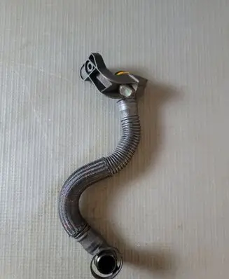 Skoda Octavia Mk3 (5E) Breather/breather pipe/hose 06K103213A 06K103226A