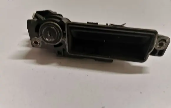 Mercedes-Benz E W211 Tailgate opening switch A2037500693