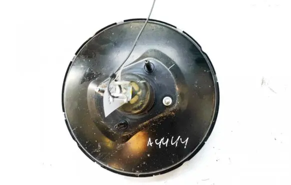 Honda CR-V Brake booster