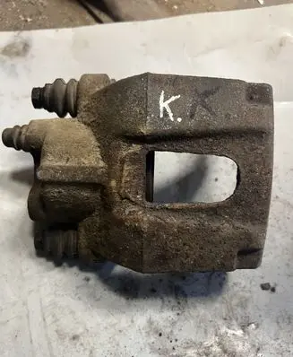 Jeep Grand Cherokee (WK) Rear brake caliper