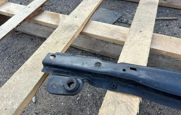Opel Vivaro Bottom radiator support slam panel 428121 54669
