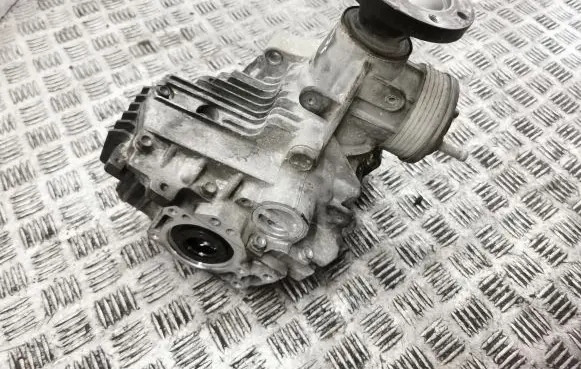 Mazda CX-7 Gearbox transfer box case 