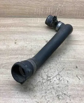 BMW 5 E39 Engine coolant pipe/hose 1436373 1436372