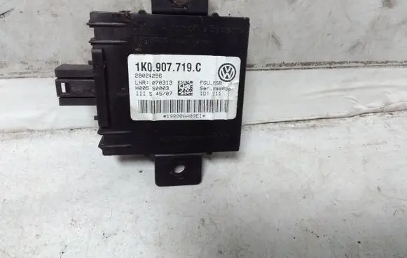 Volkswagen Touran I Alarm control unit/module 1K0907719C 28024256