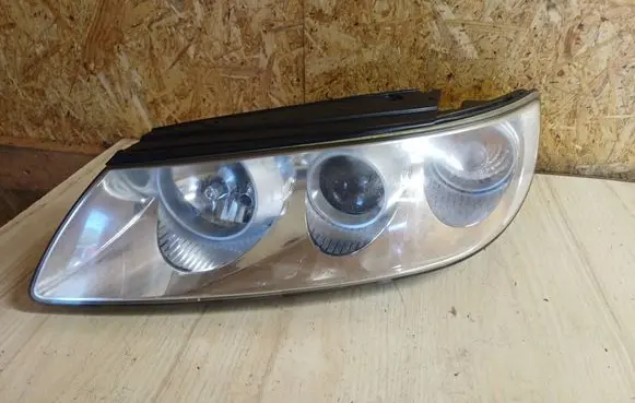 Hyundai Grandeur Headlight/headlamp 921013L1XX
