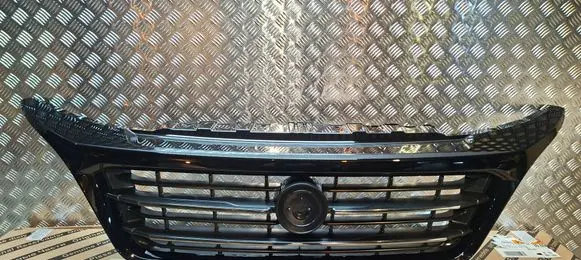 Fiat Ducato Front bumper upper radiator grill S26338372 1314846070