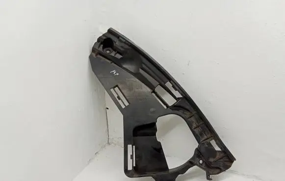 Volvo XC60 Headlight/headlamp mounting bracket 31383885
