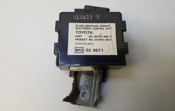 Toyota Avensis Verso Other control units/modules 0819248810 2370002690 020671