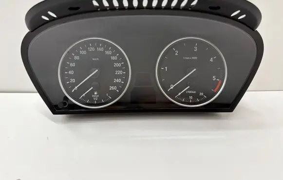 BMW 5 E60 E61 Speedometer (instrument cluster) 110080398 64049789 6219194889