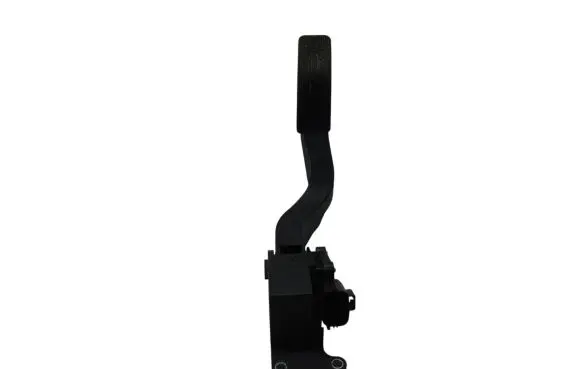 Ford Escape Accelerator throttle pedal P0064D009 M649F836AH