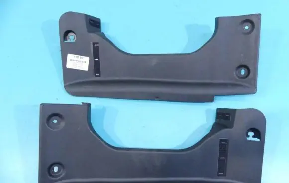 Trunk/boot side trim panel