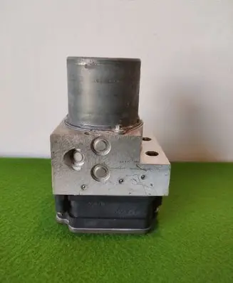 BMW X5 F15 ABS Pump 3451686479801 34516864798 6864798