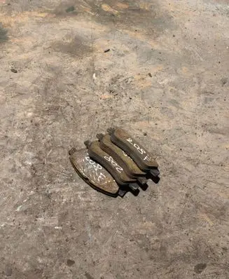 Peugeot 208 I Brake pads (front) 