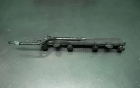 Honda Civic IX Fuel main line pipe S1X28 BK04
