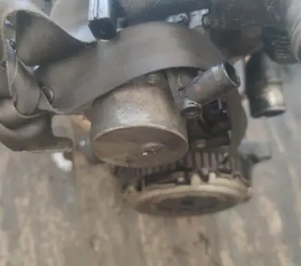 Renault Megane I Vacuum pump