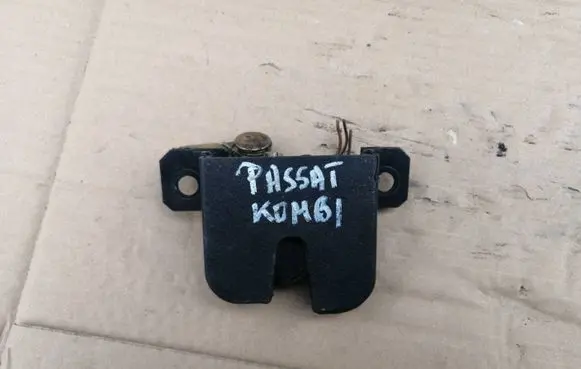 Volkswagen PASSAT B5.5 Tailgate/trunk/boot lock/catch/latch 3B9827505E