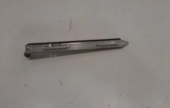 Volvo V70 Headlight/headlamp mounting bracket 30678340