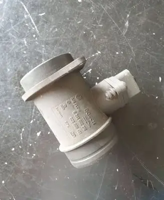 Audi A6 S6 C5 4B Mass air flow meter 028906461 0281002216