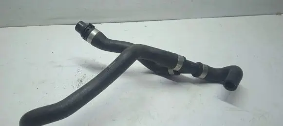 Volvo XC90 Engine coolant pipe/hose 31439894