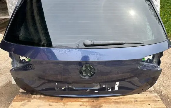 Volkswagen PASSAT B8 Tailgate/trunk/boot lid