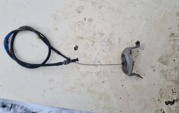 Nissan NX 100 Throttle cable 
