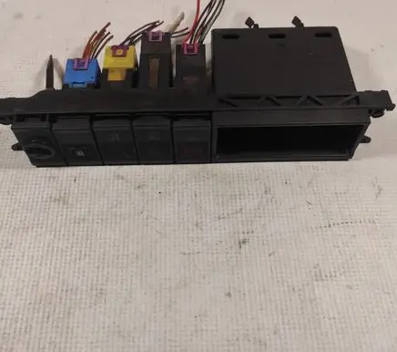 Audi A6 S6 C4 4A Hazard light switch 4A0941561A