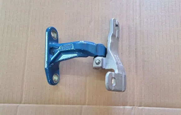 Mercedes-Benz Sprinter W907 W910 Front door upper hinge H910C1