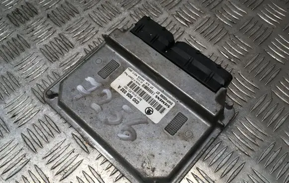 Peugeot 206 Engine control unit/module 03D906032A 5WP4006007 343306