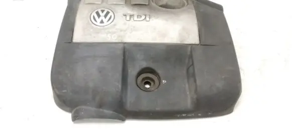 Volkswagen PASSAT B6 Engine cover (trim) 045103925AE