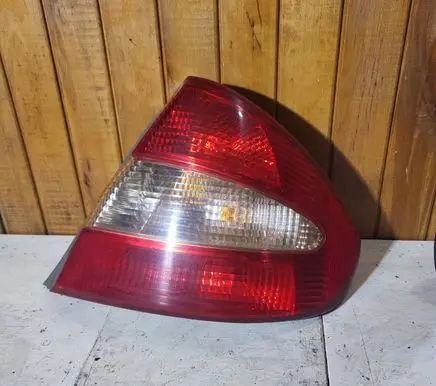 Toyota Prius (XW20) Rear/tail lights