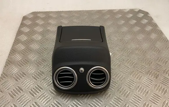 Mercedes-Benz E W213 Dash center air vent grill A2138309501
