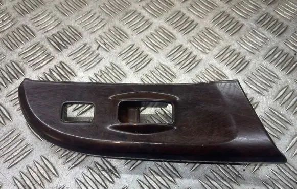 Nissan Primera Front door window switch trim 809602Y100