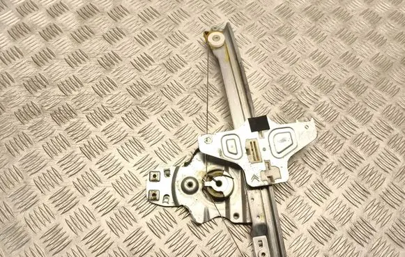 Citroen C5 Rear window lifting mechanism without motor 