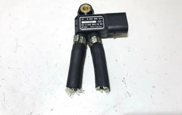 Mercedes-Benz CLA C117 X117 W117 Air pressure sensor 0281006214 a6429050200